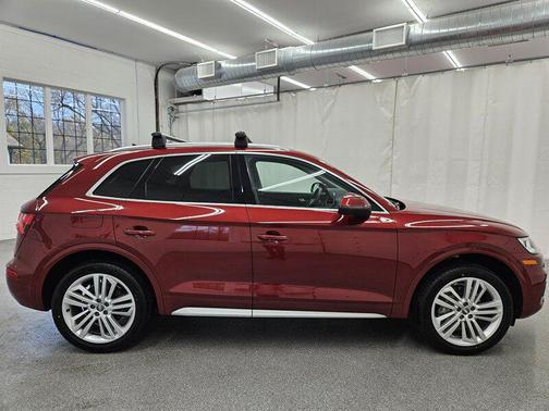 2019 Audi Q5 2.0T Premium Plus