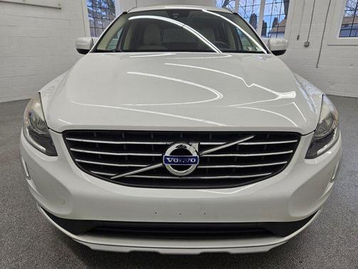 2017 Volvo XC60 T5 Inscription