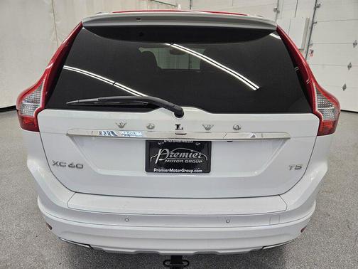 2017 Volvo XC60 T5 Inscription