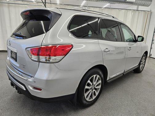 2014 Nissan Pathfinder SL