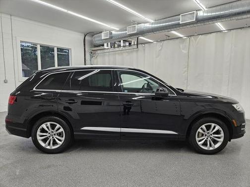2017 Audi Q7 3.0T Premium