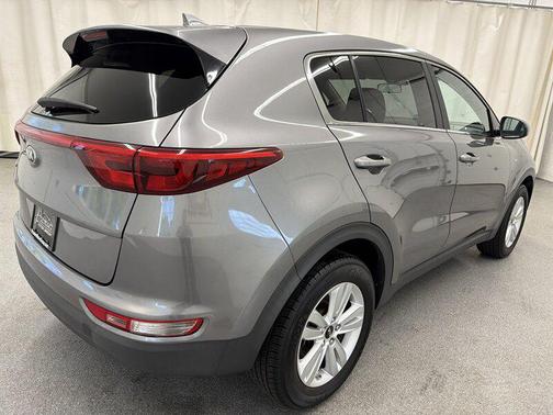 Mineral Silver 2018 Kia Sportage LX