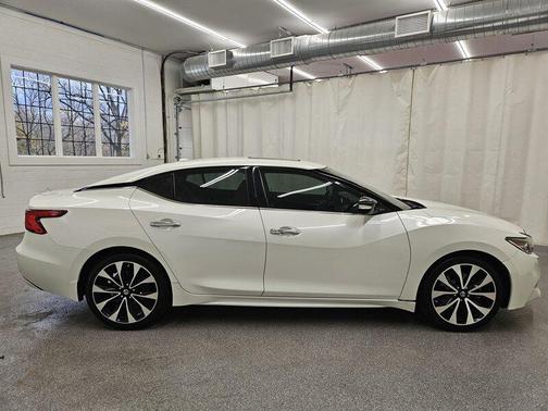 2018 Nissan Maxima 3.5 SR