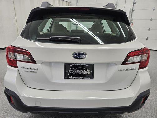 2018 Subaru Outback 2.5i