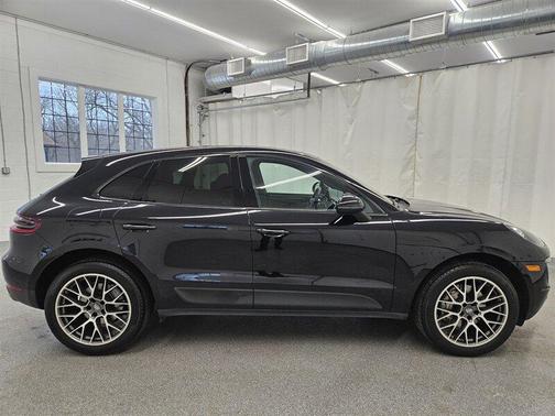 2017 Porsche Macan S