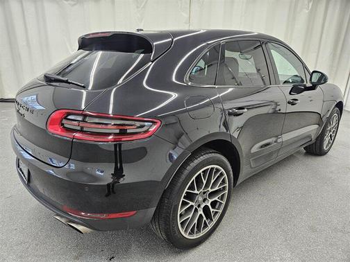 2017 Porsche Macan S