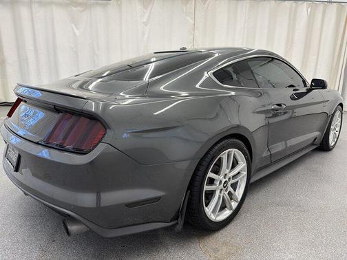 2016 Ford Mustang EcoBoost Premium