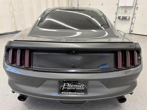 2016 Ford Mustang EcoBoost Premium