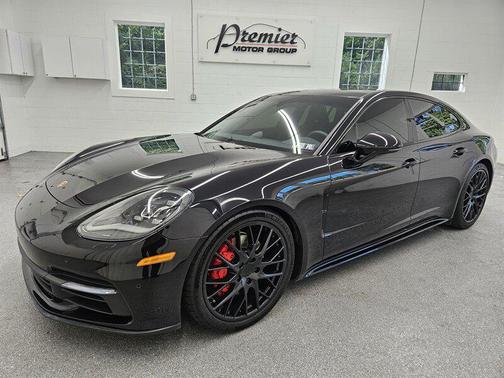 2018 Porsche Panamera 4S