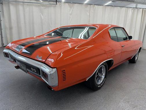 Orange 1970 Chevrolet Chevelle SS
