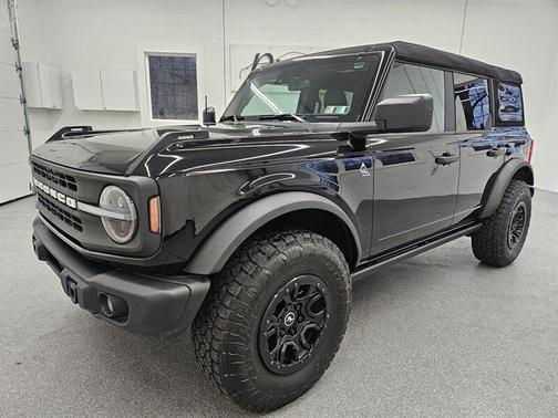 2023 Ford Bronco Black Diamond