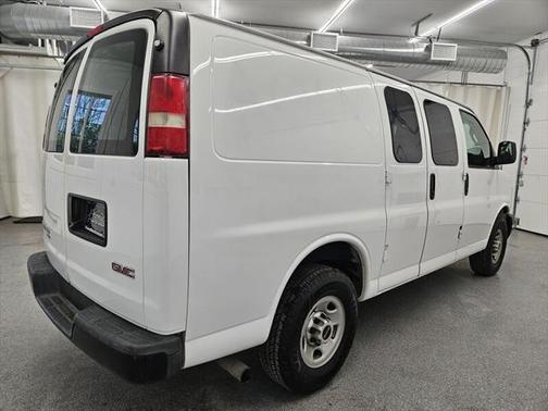 2016 GMC Savana 2500 Work Van