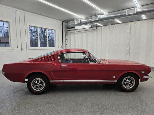 1966 Ford Mustang Base