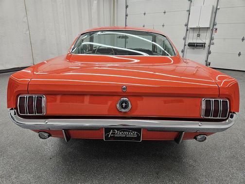 1965 Ford Mustang Base