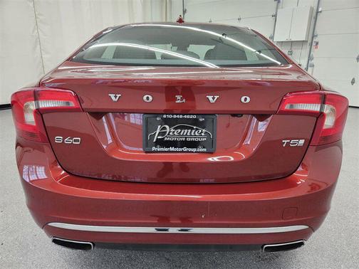 2017 Volvo S60 Inscription T5 Platinum