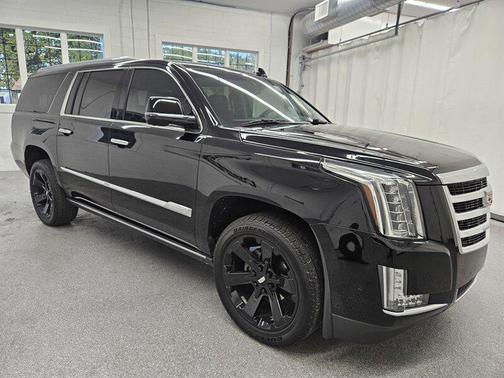 2018 Cadillac Escalade ESV Premium Luxury