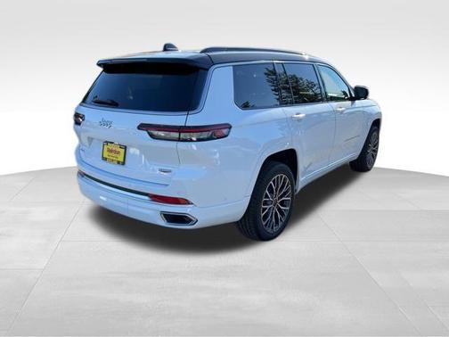 2025 Jeep Grand Cherokee L Summit Reserve