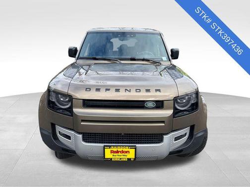 2025 Land Rover Defender 110 P300