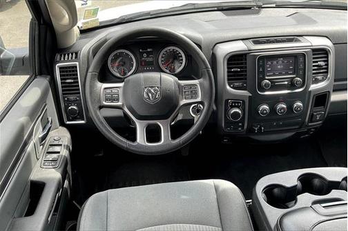 2022 RAM 1500 Classic SLT