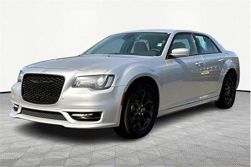 2022 Chrysler 300 Touring