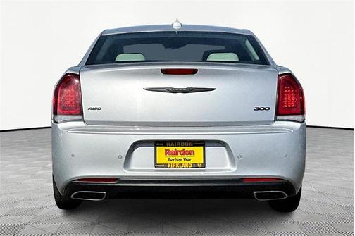 2022 Chrysler 300 Touring