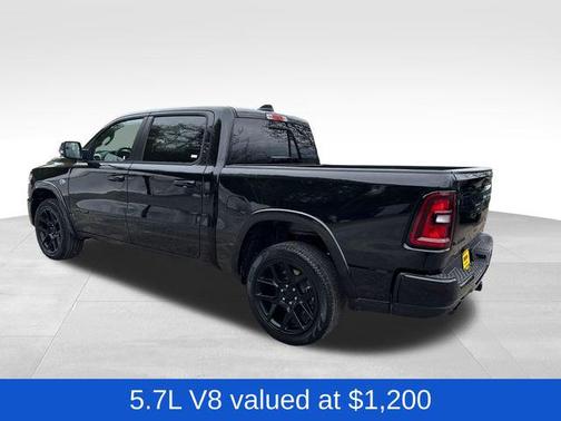 Diamond Black Crystal Pearlcoat 2026 RAM 1500 Laramie