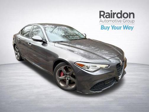 2019 Alfa Romeo Giulia Sport