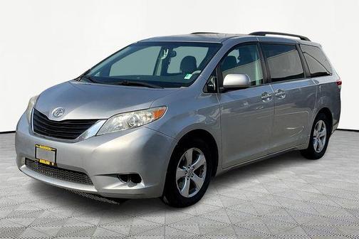 2013 Toyota Sienna LE