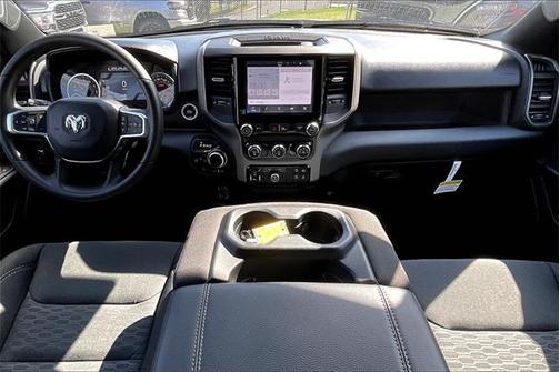 2025 RAM 1500 Warlock Crew Cab 4x4 5'7' Box