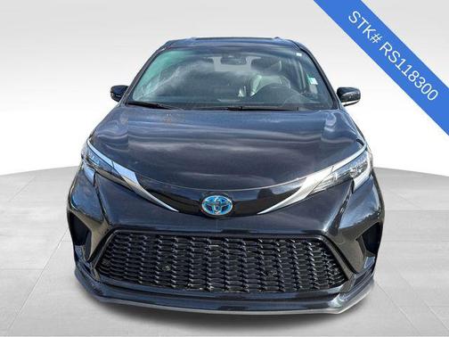 2024 Toyota Sienna XSE 7 Passenger