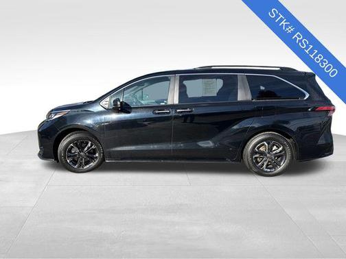 2024 Toyota Sienna XSE 7 Passenger
