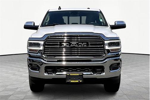 2020 RAM 2500 Laramie Crew Cab 4X4 6'4' Box
