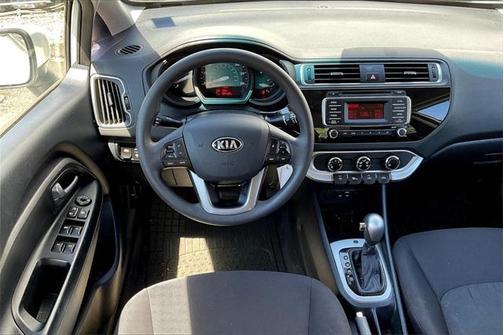 2016 Kia Rio LX