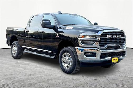 2025 RAM 2500 Tradesman Crew Cab 4x4 6'4' Box