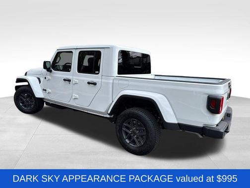 Bright White Clearcoat 2026 Jeep Gladiator Sport S
