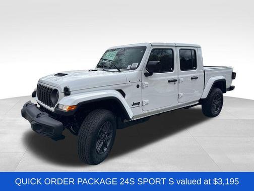 Bright White Clearcoat 2026 Jeep Gladiator Sport S