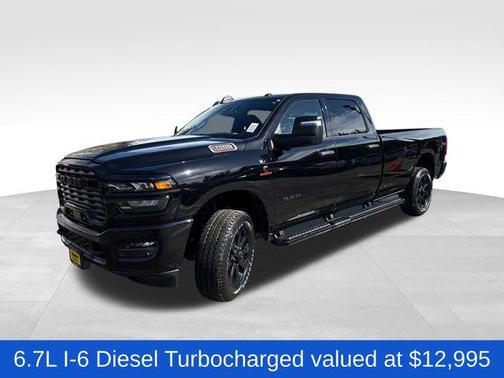 Diamond Black Crystal Pearlcoat 2026 RAM 3500 Big Horn Crew Cab 4x4 8' Box