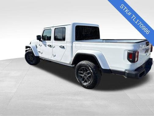 2026 Jeep Gladiator Sport S