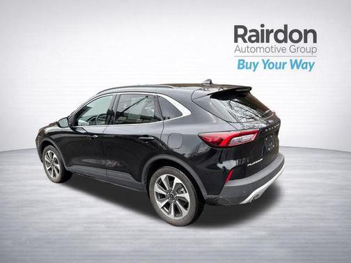 AGATE BLACK METALLIC 2025 Ford Escape Platinum