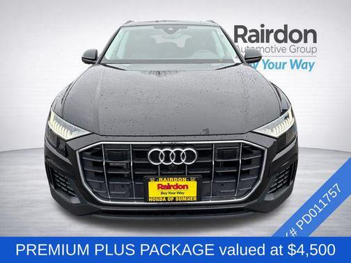 Mythos Black Metallic 2023 Audi Q8 55 Premium Plus