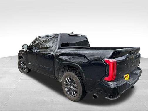 2024 Toyota Tundra Hybrid Platinum