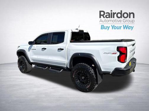 Summit White 2023 Chevrolet Colorado ZR2