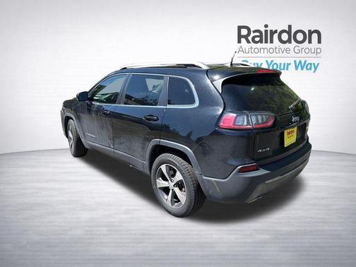 Diamond Black Crystal Pearlcoat 2019 Jeep Cherokee Limited