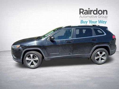 Diamond Black Crystal Pearlcoat 2019 Jeep Cherokee Limited