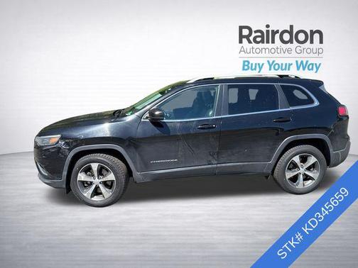 Diamond Black Crystal Pearlcoat 2019 Jeep Cherokee Limited