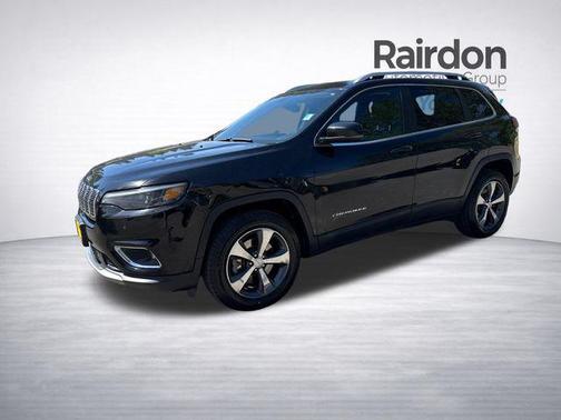 Diamond Black Crystal Pearlcoat 2019 Jeep Cherokee Limited