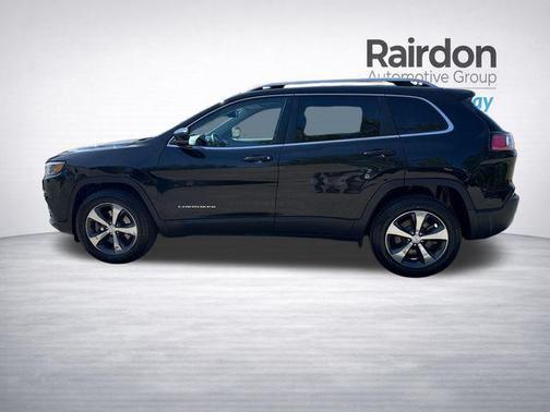 Diamond Black Crystal Pearlcoat 2019 Jeep Cherokee Limited