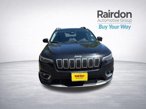 Diamond Black Crystal Pearlcoat 2019 Jeep Cherokee Limited
