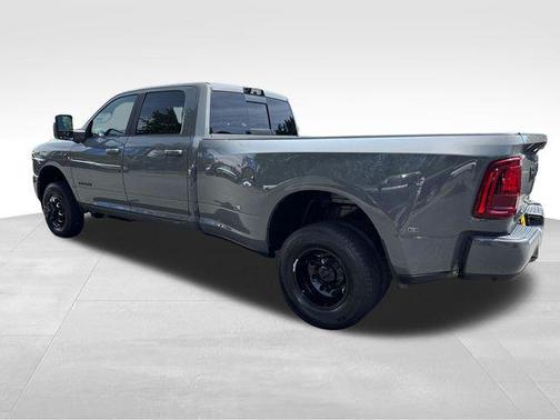 Ceramic Gray Clearcoat 2026 RAM 3500 Laramie Crew Cab 4x4 8' Box