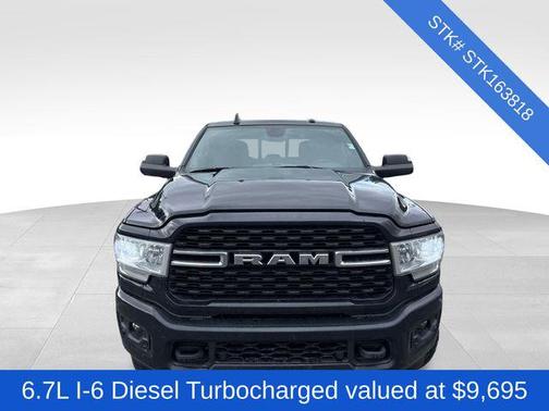 2022 RAM 3500 Big Horn Crew Cab 4x4 8' Box